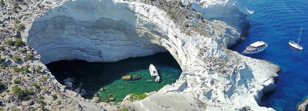 Διαδρομή 4: Οδηγήστε στις θαλάσσιες σπηλιές της Συκιάς